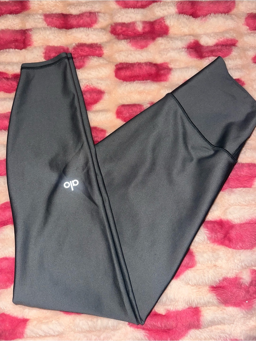 ALO Yoga Grey High-Rise Performance Leggings Slight Shimmer/Sheen - EUC XS